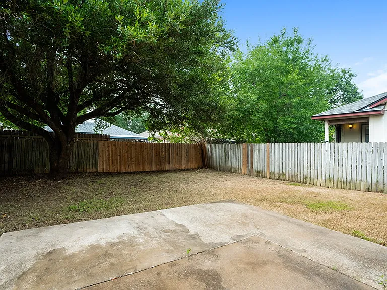 21311 Derby Day Ave — Photo 17