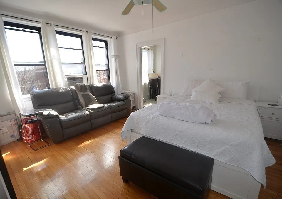 141 Englewood Ave #43