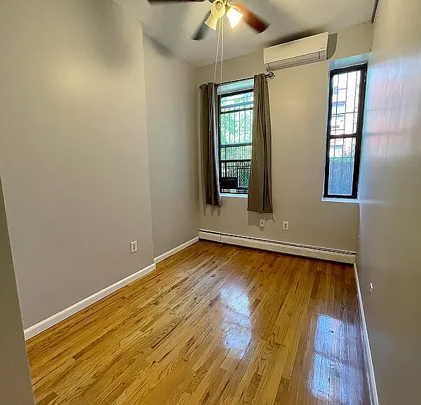 291 E 3rd St #1G — Photo 6