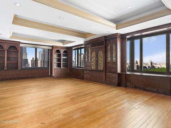 3rd image of 150 Central Park S #2905