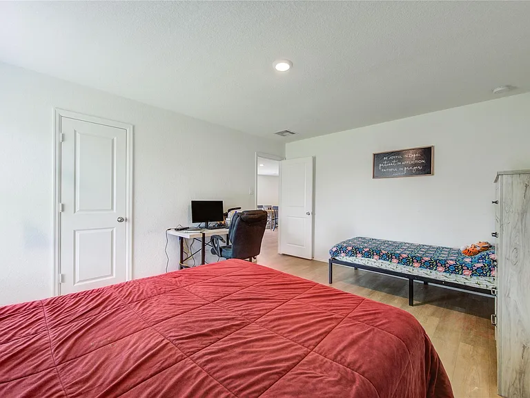 26923 Winward Creek Trl — Photo 33