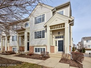 871 Pheasant Trl, Saint Charles, IL 60174