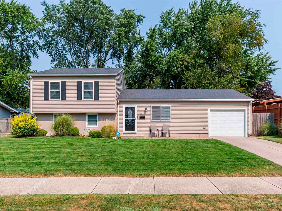 1st image of 1511 Glenlake Dr