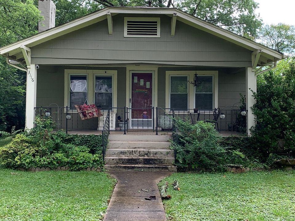Front of house Great porch