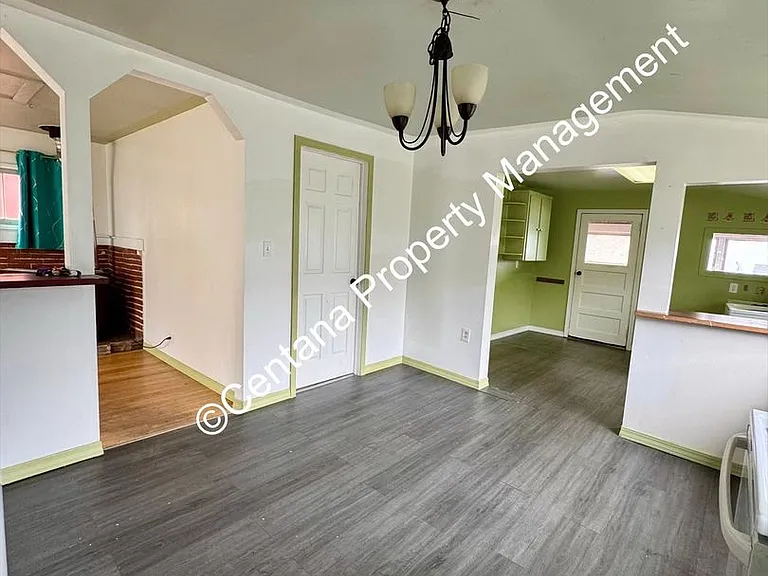 330 W Daly St — Photo 12