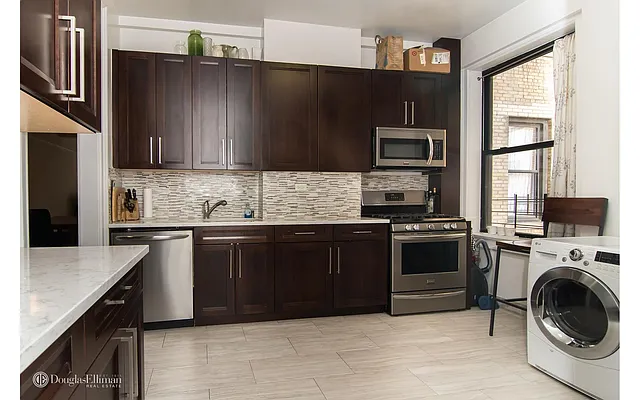 Rented by Douglas Elliman | media 26