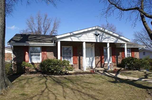 1st image of 3851 Jacinto Dr