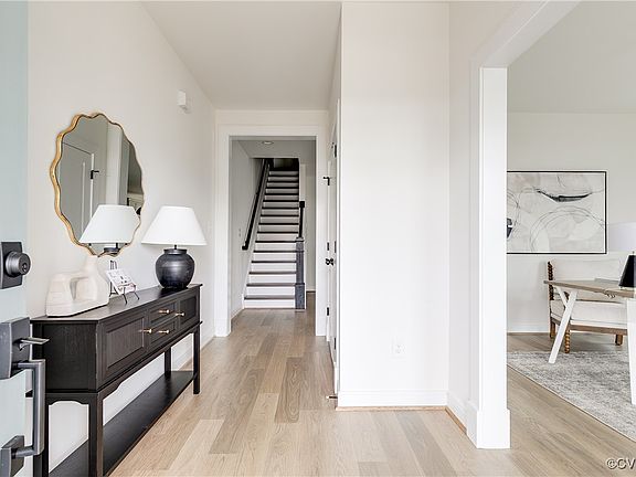 3rd image of 1115 N 30th St
