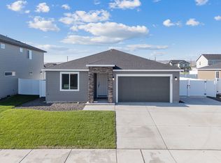 841 K St NE, Quincy, WA 98848