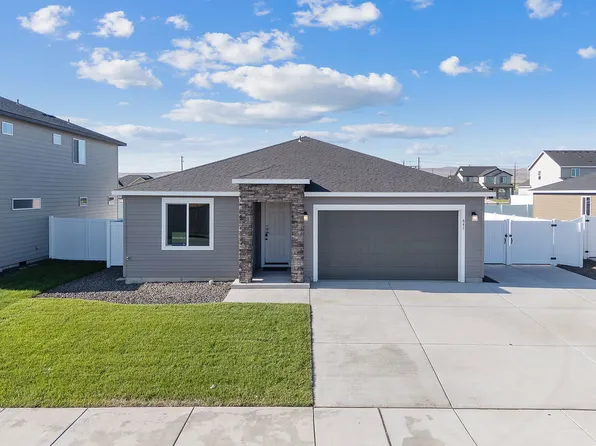 841 K St NE, Quincy, WA 98848