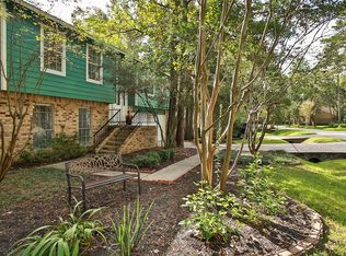 22 S Cypress Pine Dr, Spring, TX 77381