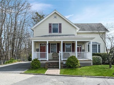 29 Fenner Ave E, Riverside, RI, 02915