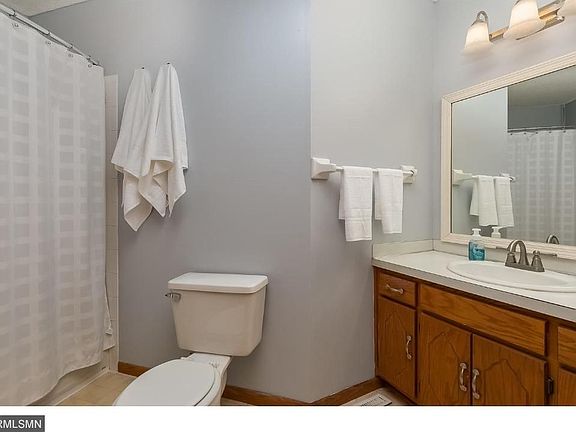 5th image of 11982 Blackfoot St NW