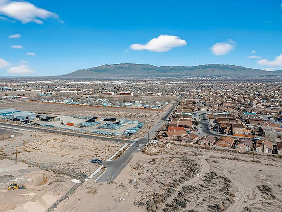 5th image of 10350 Sunset Gardens Rd SW