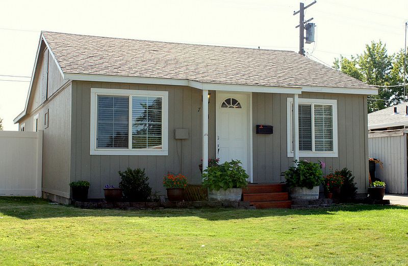 704 Wright