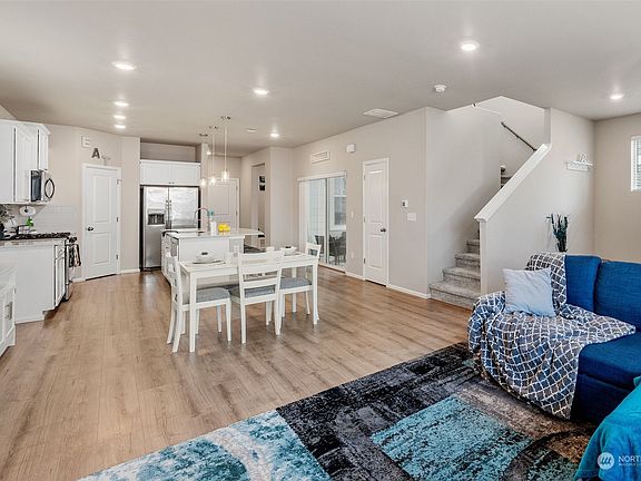 5th image of 19004 131st Street Ct E #36