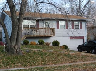 7005 S 33rd St, Bellevue, NE 68147