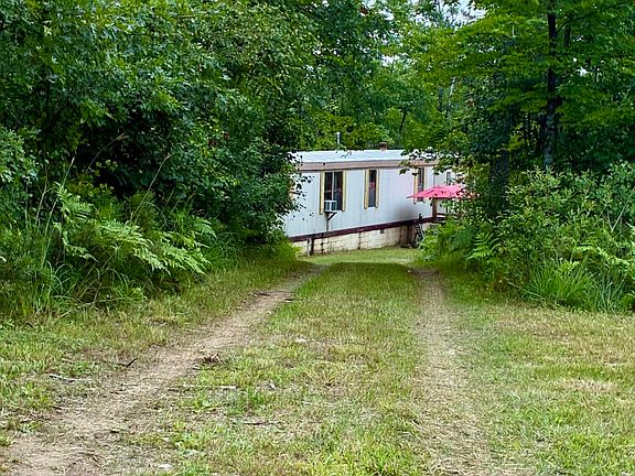 2nd image of 2040 Hill Rd