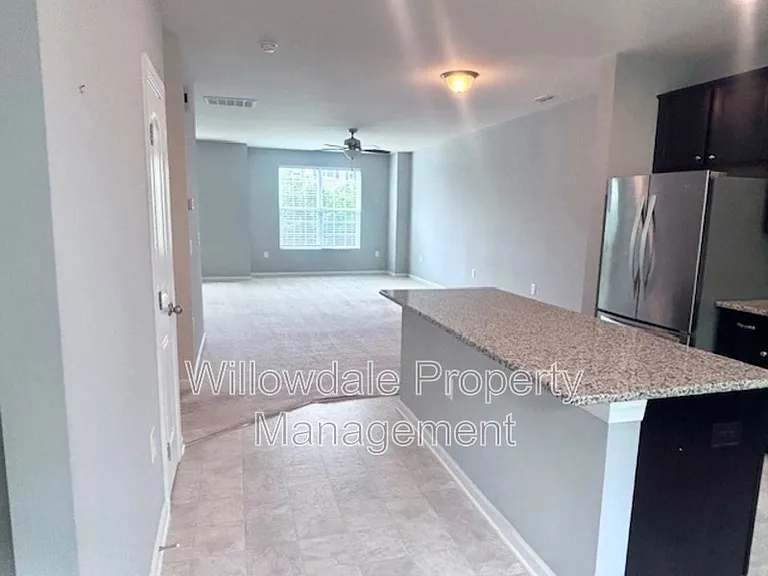 6002 Kentworth Dr — Photo 9