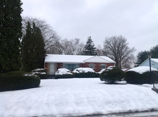 1560 Charl Ann Dr, Alliance, OH 44601