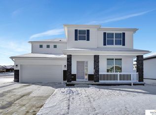 3405 Renegade Blvd, Lincoln, NE 68507