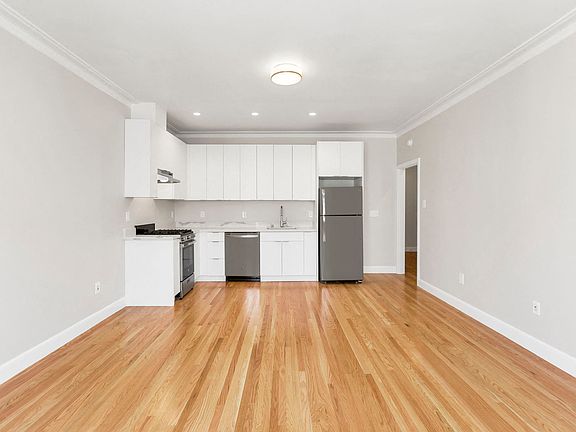 5th image of 1320-1380 Lombard St #1320-301