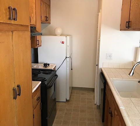 4th image of 9021 Casals St APT 3