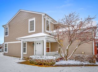 17438 Tanglewood Ln, Lockport, IL 60441