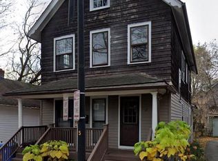 17 1/2 Whitmore St, Rochester, NY 14620
