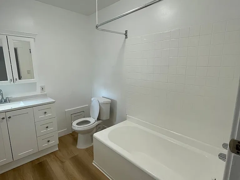 Glendale Lofts - SF Glendale Lofts LLC — Photo 18
