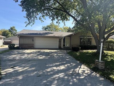 6114 South 37th STREET, Greenfield, WI, 53221