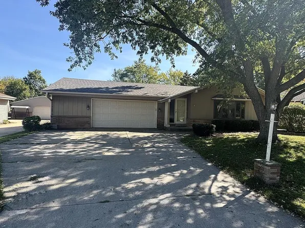 6114 South 37th STREET, Greenfield, WI 53221