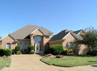 6404 Mesa Ridge Dr, Fort Worth, TX 76137