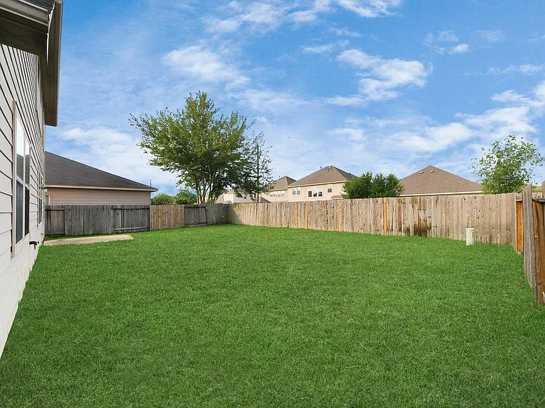 24503 Hikers Bend Dr — Photo 34