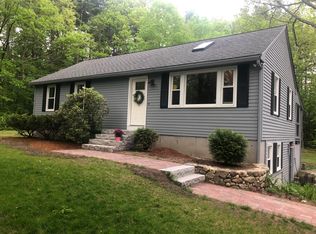 13 Cricket Ln, Sandown, NH 03873