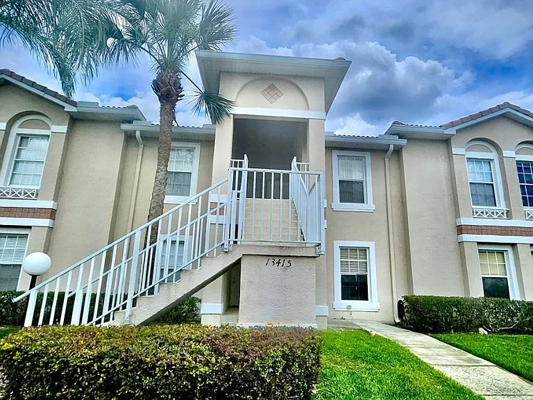 13415 Fairway Glen Dr #203 — Photo 2