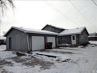 3rd image of 805 W Tanner St