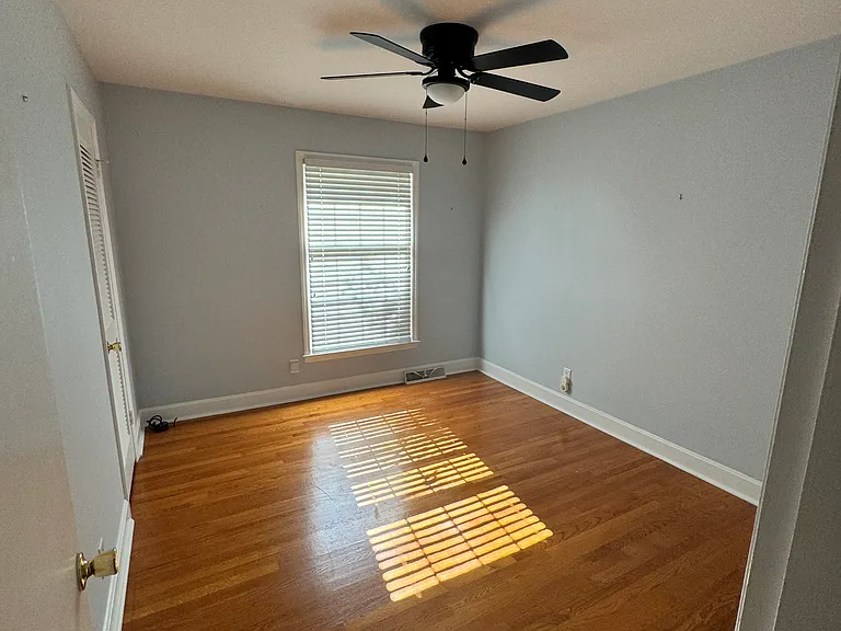 6529 Idlebrook Dr — Photo 31