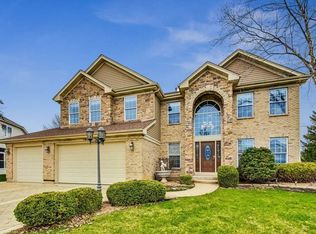 1810 Broadsmore Dr, Algonquin, IL 60102