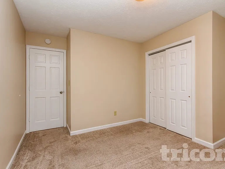 5706 Nodlehs Ct — Photo 10