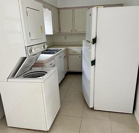 5th image of 715 N L St #3