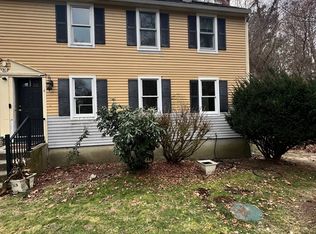 36 Mount Pleasant St APT 4, Plymouth, MA 02360