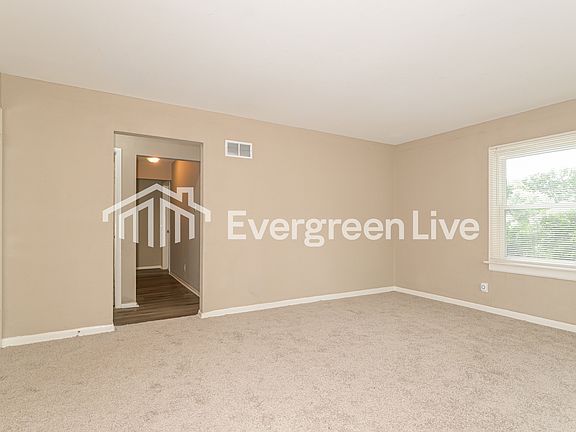 3rd image of 2210 Wallis Ave
