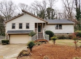 15 Circle Dr, Hampton, GA 30228