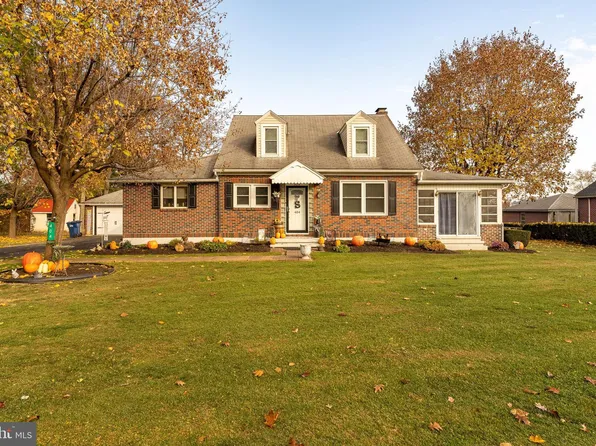 404 Kauffman Rd, Annville, PA 17003