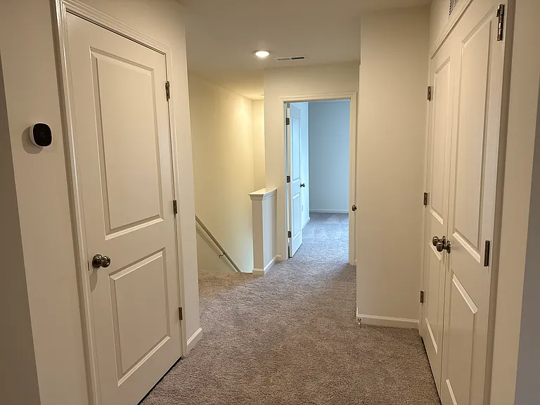 2445 Brookville Dr #B — Photo 25