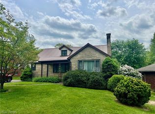 528 Harding Rd, Zanesville, OH 43701