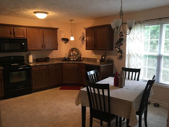 3rd image of 2614 Alex Overlook Way