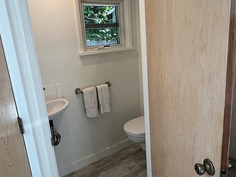 half-bath off hallway