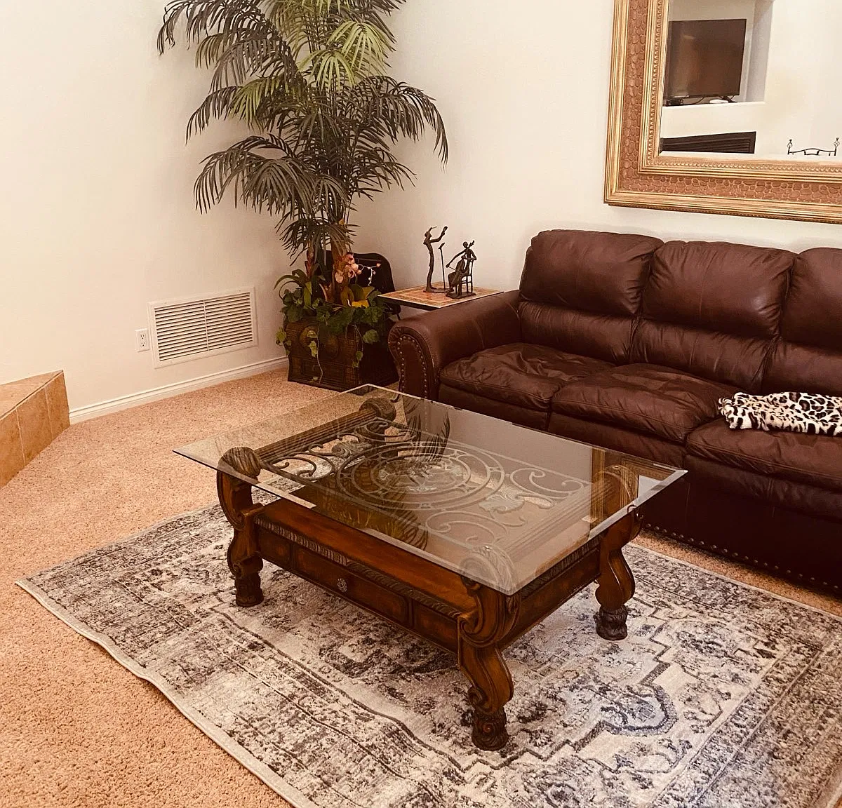 1 bed, 700 sqft, $3,200 — Photo 3